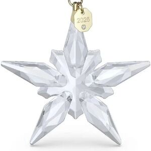 🎁 New in the Box 🎁 
Swarovski Clear Crystal Star Ornament